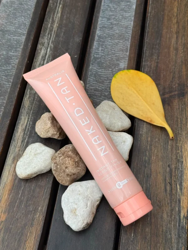 INSTANT TAN GLOW