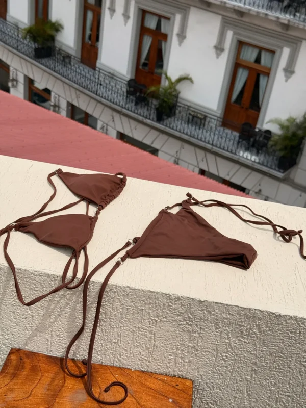 BIKINIS